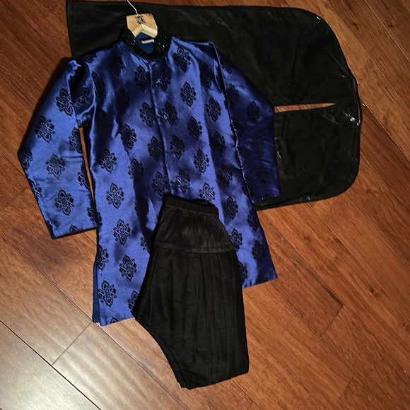 This is my son’s Kurta pajama that is never worn. - Picture 2 of 2